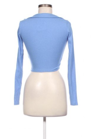 Γυναικεία μπλούζα Bershka, Μέγεθος XS, Χρώμα Μπλέ, Τιμή 5,75 €