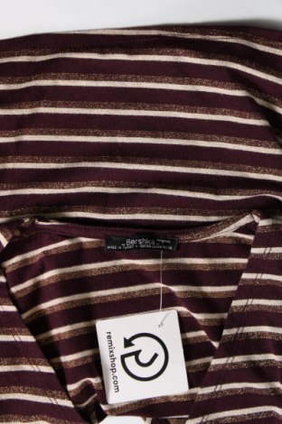 Damen Shirt Bershka, Größe XS, Farbe Mehrfarbig, Preis 2,91 €