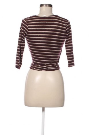 Damen Shirt Bershka, Größe XS, Farbe Mehrfarbig, Preis 2,91 €