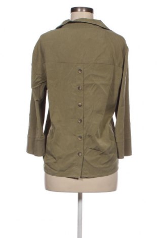Дамска блуза Bershka, Размер M, Цвят Зелен, Цена 18,82 лв.