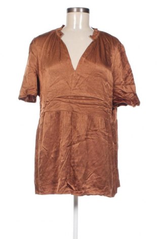 Дамска блуза By Malene Birger, Размер L, Цвят Кафяв, Цена 32,56 лв.