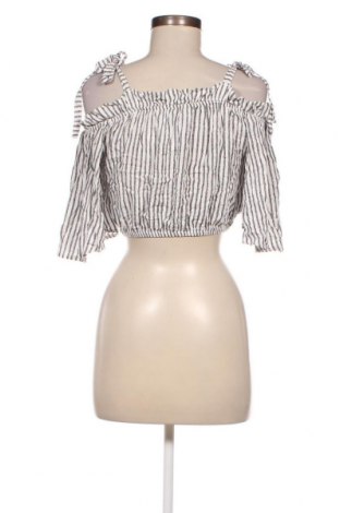 Γυναικεία μπλούζα Clockhouse, Μέγεθος M, Χρώμα Λευκό, Τιμή 2,35 €
