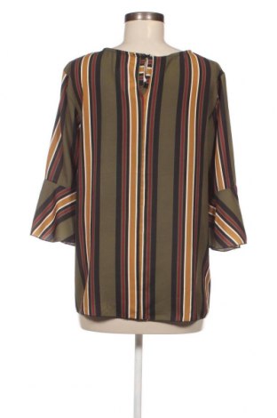 Дамска блуза Colloseum, Размер M, Цвят Многоцветен, Цена 3,99 лв.