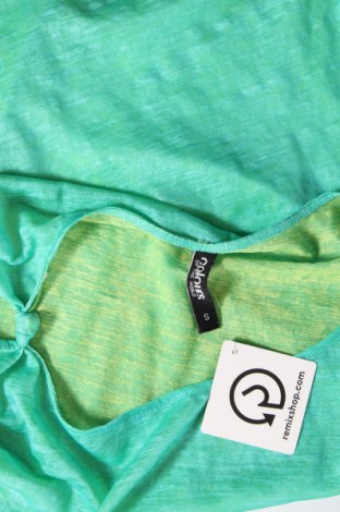 Γυναικεία μπλούζα Colours, Μέγεθος S, Χρώμα Πράσινο, Τιμή 3,06 €