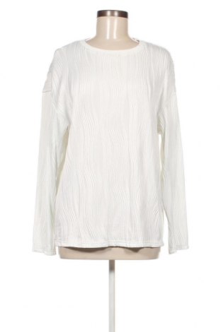Дамска блуза DAZY, Размер M, Цвят Бял, Цена 4,18 лв.