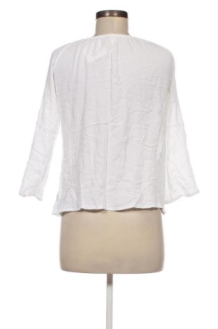 Damen Shirt Daisy, Größe M, Farbe Weiß, Preis 23,66 €