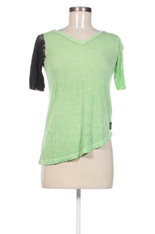 Дамска блуза Diesel, Размер XS, Цвят Зелен, Цена 172,00 лв.