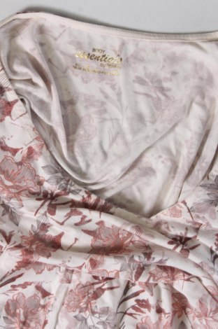Γυναικεία μπλούζα Essentials by Tchibo, Μέγεθος S, Χρώμα Πολύχρωμο, Τιμή 11,75 €