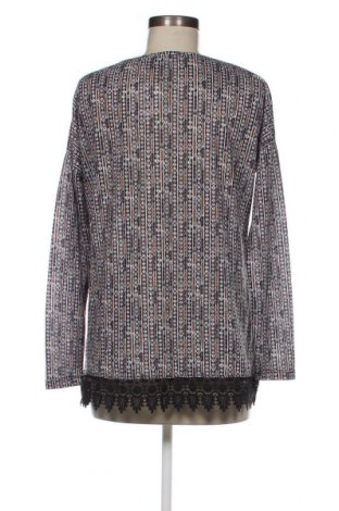 Γυναικεία μπλούζα Gina, Μέγεθος M, Χρώμα Πολύχρωμο, Τιμή 1,75 €