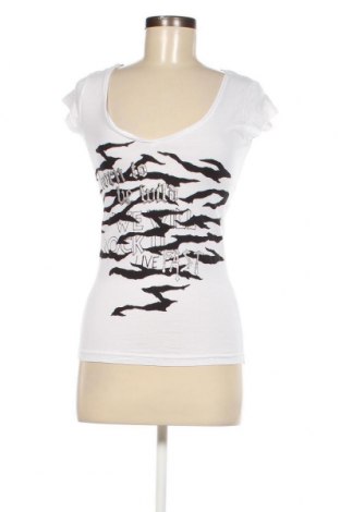 Damen Shirt Gina Tricot, Größe S, Farbe Weiß, Preis 3,07 €