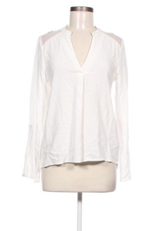 Дамска блуза Haily`s, Размер L, Цвят Бял, Цена 5,28 лв.