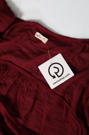 Γυναικεία μπλούζα Hollister, Μέγεθος XS, Χρώμα Κόκκινο, Τιμή 2,23 €
