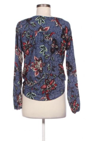 Дамска блуза Hollister, Размер XS, Цвят Многоцветен, Цена 23,91 лв.