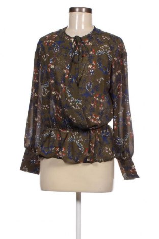 Дамска блуза Irl, Размер M, Цвят Многоцветен, Цена 7,75 лв.