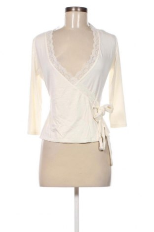 Дамска блуза Irl, Размер XS, Цвят Бял, Цена 7,13 лв.
