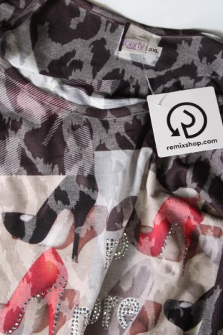 Γυναικεία μπλούζα Liberty, Μέγεθος 3XL, Χρώμα Πολύχρωμο, Τιμή 6,24 €