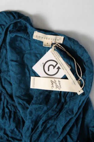 Γυναικεία μπλούζα Lovestitch, Μέγεθος S, Χρώμα Μπλέ, Τιμή 19,18 €