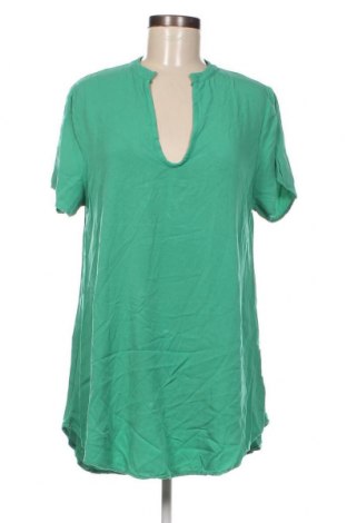 Дамска блуза Made In Italy, Размер S, Цвят Зелен, Цена 12,40 лв.
