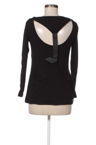 Γυναικεία μπλούζα Negative, Μέγεθος S, Χρώμα Μαύρο, Τιμή 1,65 €