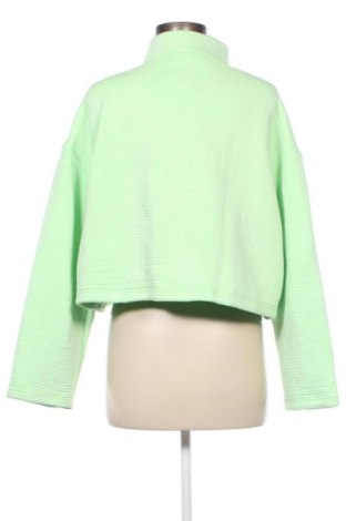 Дамска блуза Nike, Размер M, Цвят Зелен, Цена 70,31 лв.