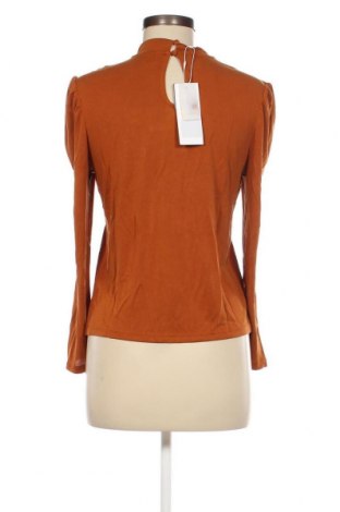 Дамска блуза ONLY, Размер M, Цвят Кафяв, Цена 6,80 лв.