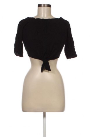 Дамска блуза Pull&Bear, Размер M, Цвят Черен, Цена 3,99 лв.