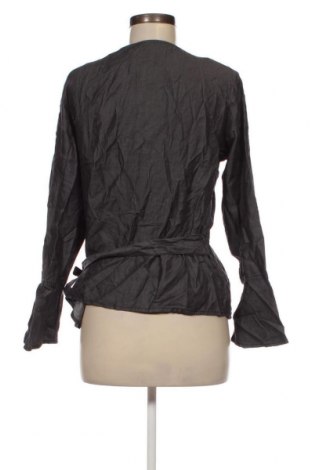 Damen Shirt Rainbeau, Größe M, Farbe Grau, Preis 3,79 €
