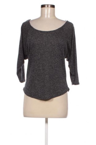 Γυναικεία μπλούζα Review, Μέγεθος XS, Χρώμα Γκρί, Τιμή 2,08 €