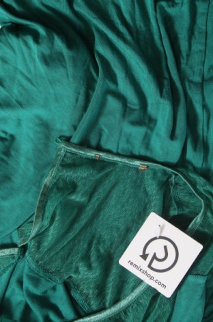 Γυναικεία μπλούζα Ricarda M, Μέγεθος S, Χρώμα Πράσινο, Τιμή 2,47 €