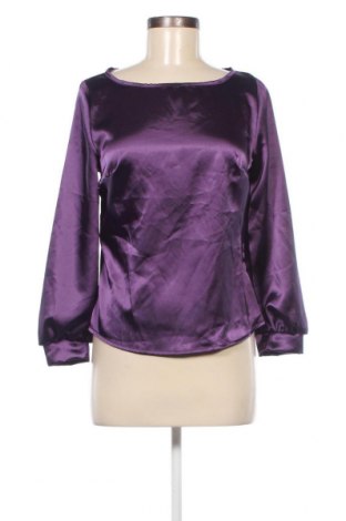Дамска блуза Rinascimento, Размер XS, Цвят Лилав, Цена 15,30 лв.