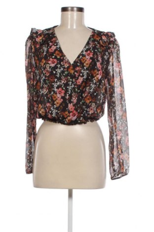 Дамска блуза Rinascimento, Размер M, Цвят Многоцветен, Цена 25,50 лв.