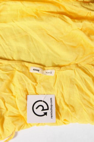 Γυναικεία μπλούζα Sinsay, Μέγεθος S, Χρώμα Κίτρινο, Τιμή 4,11 €