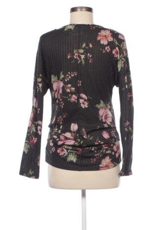 Γυναικεία μπλούζα Suzy Shier, Μέγεθος M, Χρώμα Πολύχρωμο, Τιμή 3,01 €