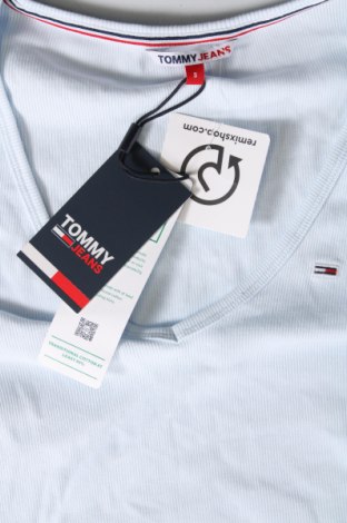Дамска блуза Tommy Jeans, Размер S, Цвят Син, Цена 63,70 лв.