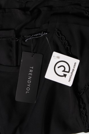 Дамска блуза Trendyol, Размер M, Цвят Черен, Цена 72,00 лв.