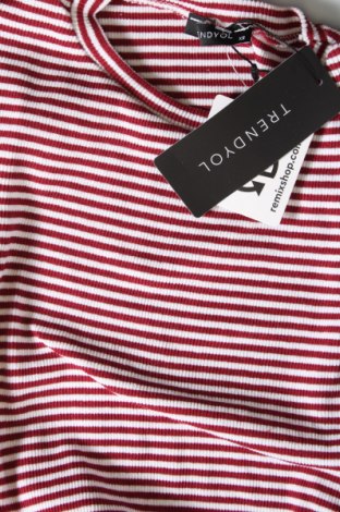 Дамска блуза Trendyol, Размер XS, Цвят Червен, Цена 72,00 лв.