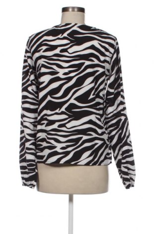Γυναικεία μπλούζα VILA, Μέγεθος M, Χρώμα Πολύχρωμο, Τιμή 4,12 €