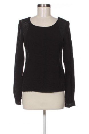Γυναικεία μπλούζα VILA, Μέγεθος S, Χρώμα Μαύρο, Τιμή 1,65 €