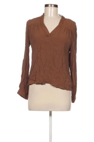 Дамска блуза Vero Moda, Размер XL, Цвят Кафяв, Цена 3,60 лв.