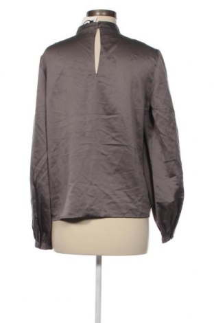 Damen Shirt Vero Moda, Größe M, Farbe Grau, Preis 10,44 €