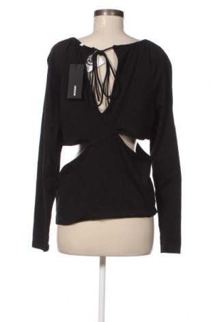 Γυναικεία μπλούζα Weekday, Μέγεθος XL, Χρώμα Μαύρο, Τιμή 5,77 €