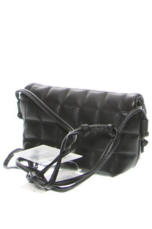 Дамска чанта H&M, Цвят Черен, Цена 38,00 лв.