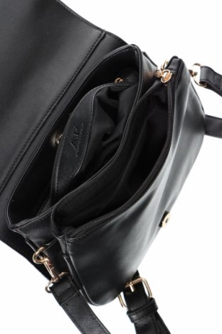 Γυναικεία τσάντα Avant Premiere, Χρώμα Μαύρο, Τιμή 51,16 €