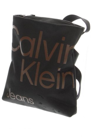 Táska Calvin Klein Jeans, Szín Fekete, Ár 20 778 Ft