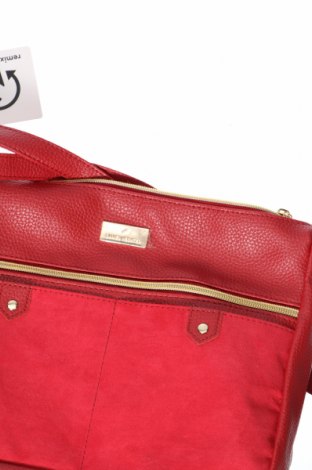 Дамска чанта Daniel Hechter, Цвят Червен, Цена 72,60 лв.