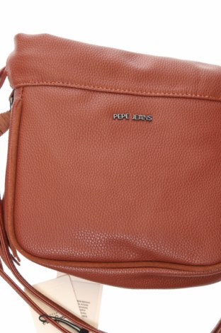Дамска чанта Pepe Jeans, Цвят Червен, Цена 65,70 лв.