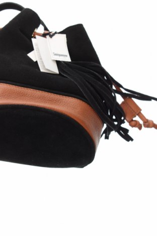 Дамска чанта Sinequanone, Цвят Черен, Цена 180,23 лв.