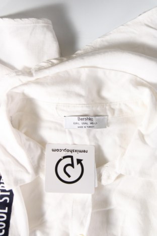 Дамска риза Bershka, Размер L, Цвят Бял, Цена 10,04 лв.