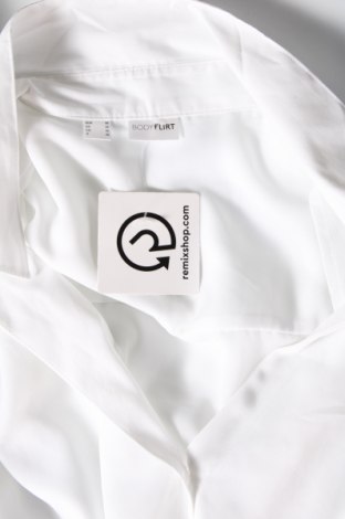 Γυναικείο πουκάμισο Body Flirt, Μέγεθος XXL, Χρώμα Λευκό, Τιμή 15,00 €