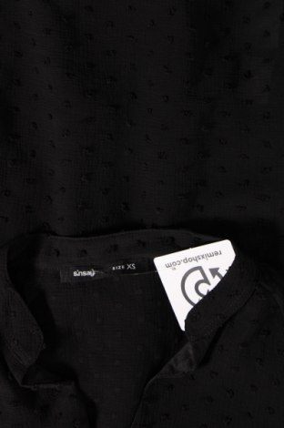 Дамска риза Sinsay, Размер XS, Цвят Черен, Цена 6,25 лв.